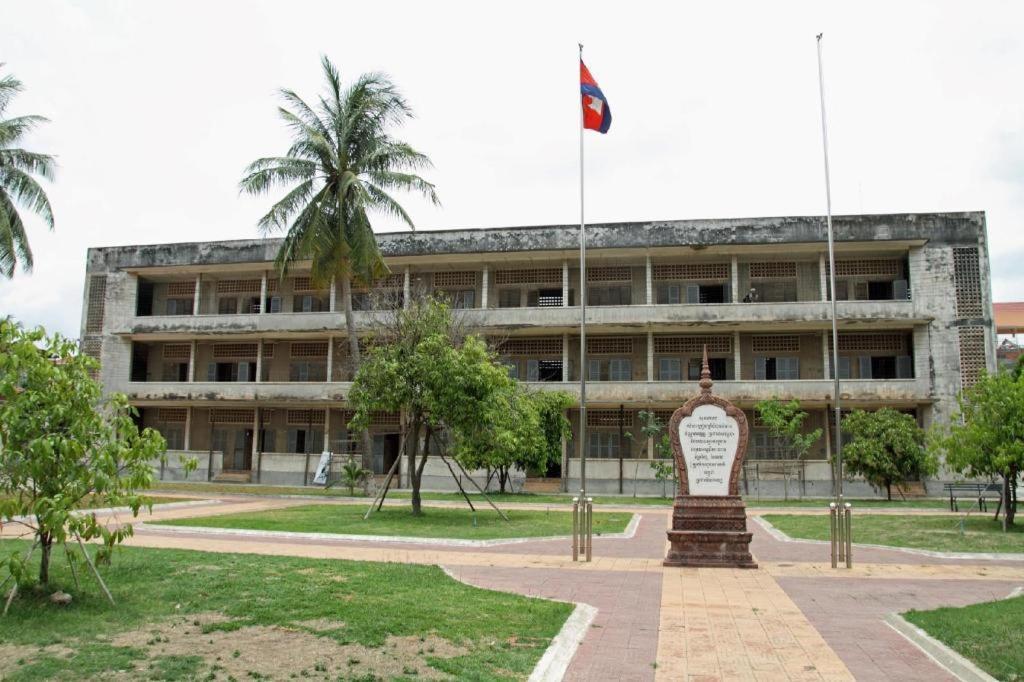 The Mou Hotel Phnom Penh Exterior foto